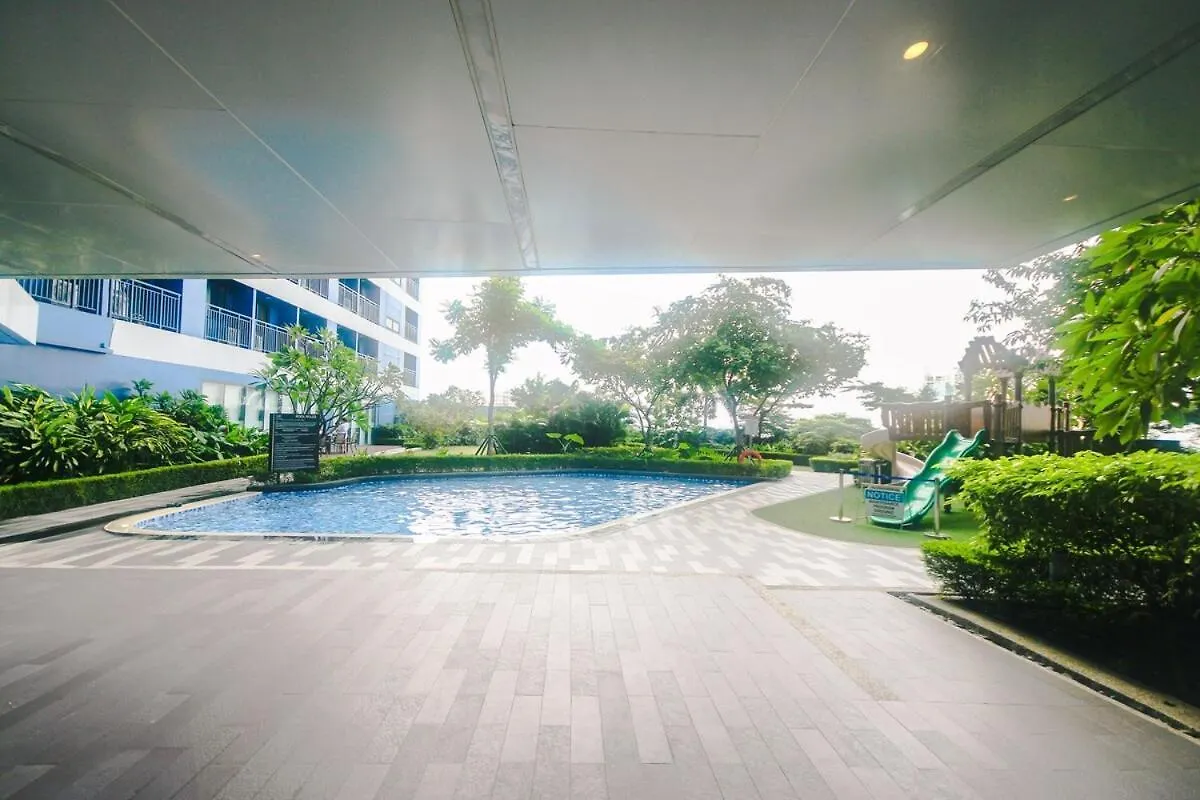 アパート Royal Polo Club Air Condo Makati Swim Gym Park 300 Mbps マニラ市