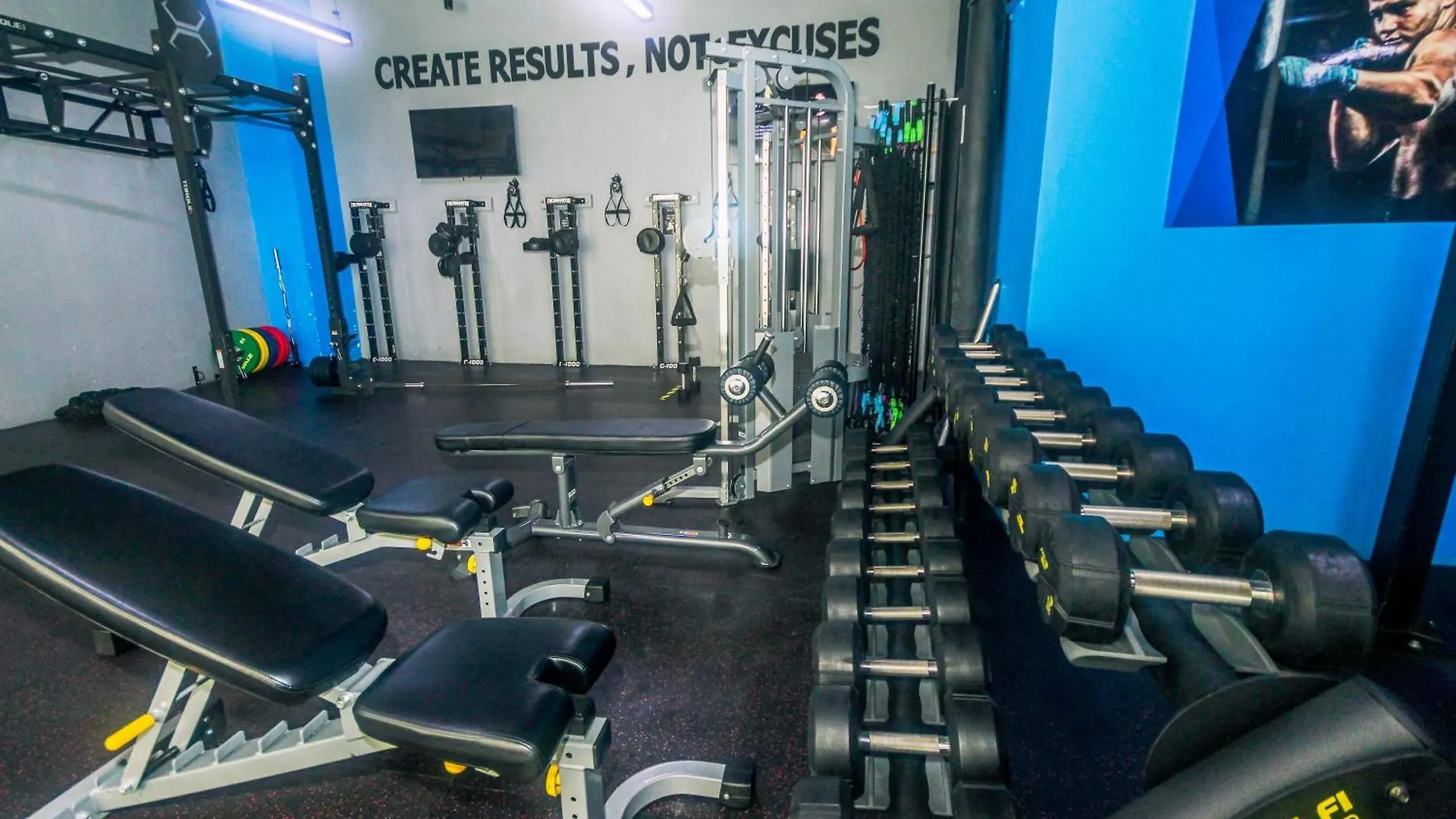 Apartment Royal Polo Club Air Condo Makati Swim Gym Park 300 Mbps Manila Philippines