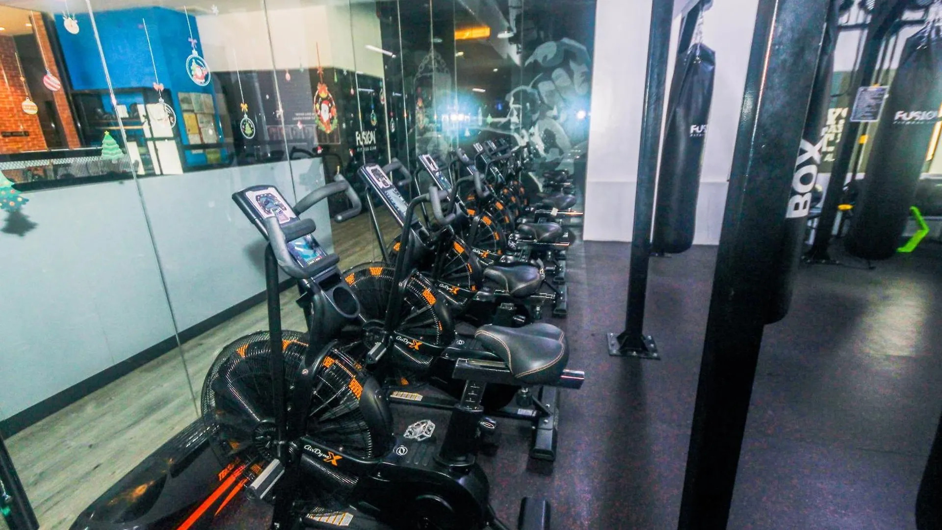 Royal Polo Club Air Condo Makati Swim Gym Park 300 Mbps Manila
