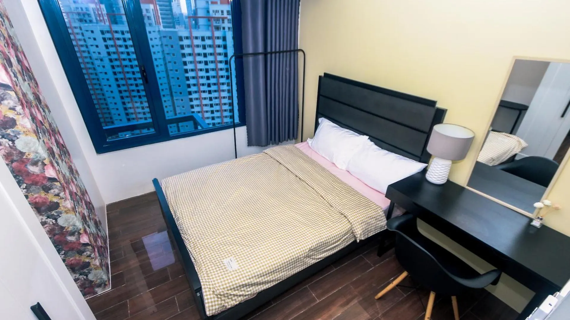 Apartment Royal Polo Club Air Condo Makati Swim Gym Park 300 Mbps Manila