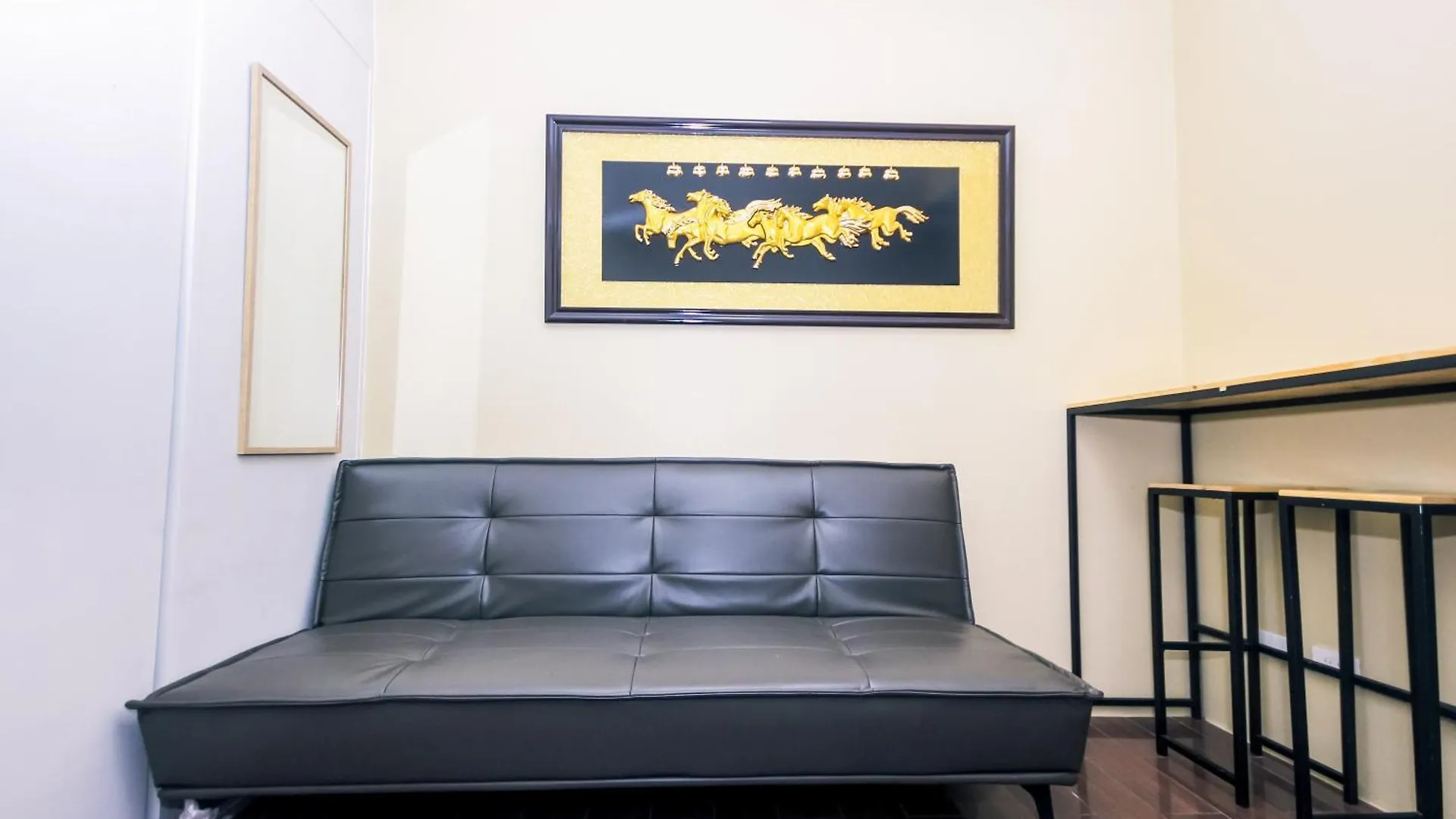 Royal Polo Club Air Condo Makati Swim Gym Park 300 Mbps Manila Apartment